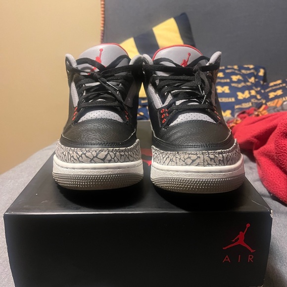 Jordan 3 “ black cement” - Picture 2 of 5